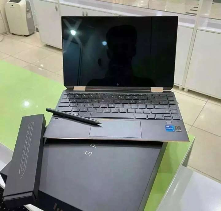 Open Box Hp Spectre 14 x360 convertible Laptop